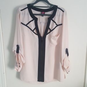 2B BEBE light pink/black zip blouse